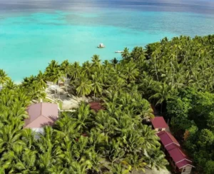 Salah satu penginapan di Pulau Kaniungan, Kecamatan Bidukbiduk.