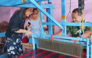 Tenun Samarinda