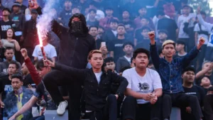 Persik Mania saat mendukung laga Persik Kediri. (Persikkediri.com)