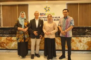 Bupati Berau, Sri Juniarsih Mas, didampingi Ketua DPRD Berau Dedy Okto Nooryanto, melakukan audiensi dengan BPH Migas di Jakarta, Senin (28/9/2026). (Dok. Prokopim)