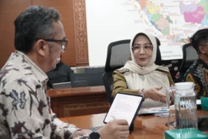 Bupati Berau, Sri Juniarsih Mas, saat audiensi dengan Plt Deputi Bidang Pengembangan Destinasi dan Infrastruktur Kemenpar, Reza Pahlevi, di Gedung Sapta Pesona, Jakarta, Kamis (23/10/2026).