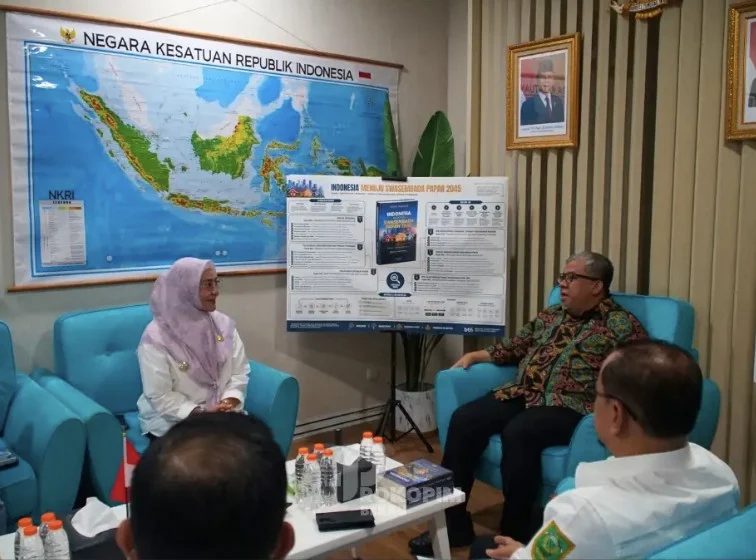 Bupati Berau, Sri Juniarsih Mas, saat melakukan audiensi dengan Wakil Menteri Perumahan dan Kawasan Permukiman, Fahri Hamzah, di Gedung ATR/BPN, Jakarta Selatan, Rabu (23/9/2026).