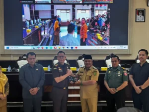 Wakil Bupati Berau, Gamalis, saat menghadiri kegiatan Penyuluhan Hukum di Ruang Rapat Sangalaki, Selasa (20/10/2026).